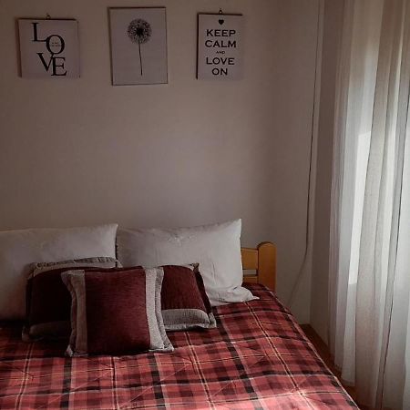 シベニクDirekt Na Moru - Bungalovアパートメント エクステリア 写真